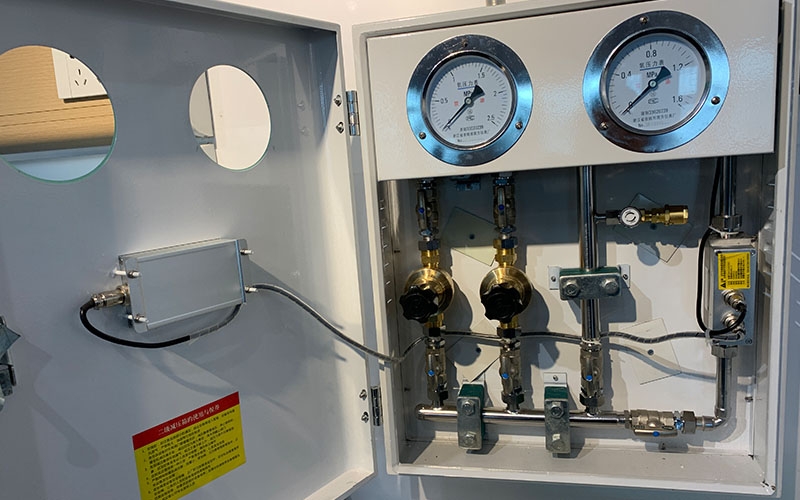 华体会(中国)氧气稳压箱的安装调试