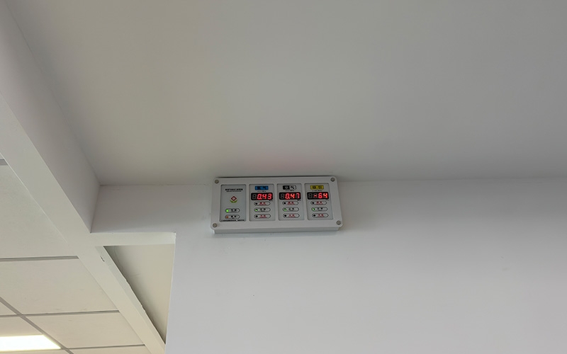 华体会(中国)气体压力监测报警箱的设计及其在医院中心供氧系统中的作用